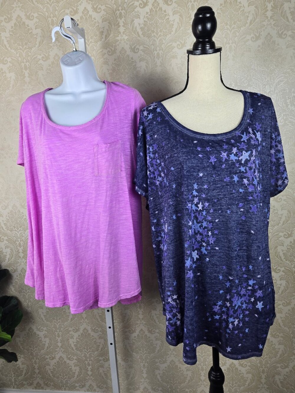 Lane Bryant Size 22/24 Bundle of 2 T-shirts (Pink, Blue w/ Stars) Scoop Neck